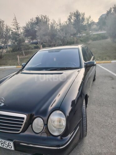 Mercedes E 240 2000, 350,000 km - 2.4 l - Bakı