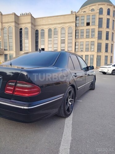 Mercedes E 240 2000, 350,000 km - 2.4 l - Bakı