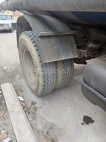 ZIL 130 1992, 300,000 km - 6.0 l - Gəncə
