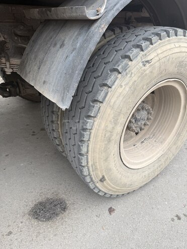 ZIL 130 1992, 300,000 km - 6.0 l - Gəncə