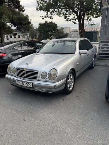 Mercedes E 200 1999, 336,000 km - 2.0 l - Bakı