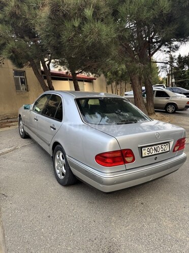 Mercedes E 200 1999, 336,000 km - 2.0 l - Bakı