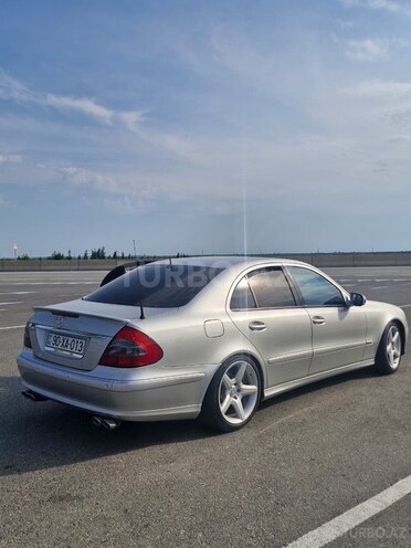 Mercedes E 320 2003, 29,999 km - 3.2 l - Bakı