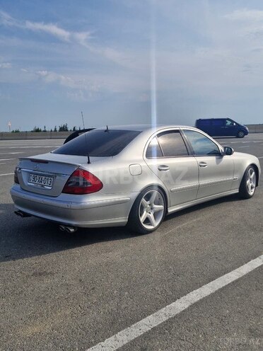 Mercedes E 320 2003, 29,999 km - 3.2 l - Bakı