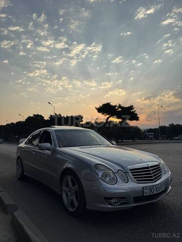 Mercedes E 320 2003, 29,999 km - 3.2 l - Bakı