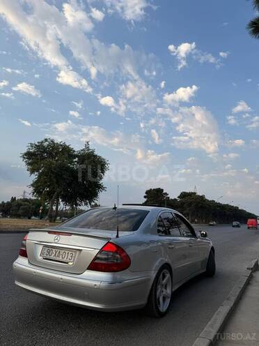 Mercedes E 320 2003, 29,999 km - 3.2 l - Bakı