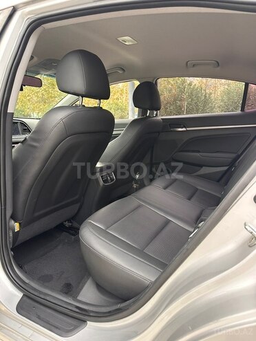 Hyundai Avante 2017, 148,000 km - 1.6 l - Bakı