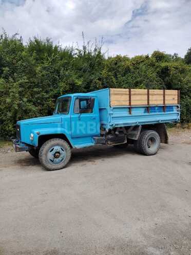 GAZ  1992, 112,000 km - 4.8 л - Quba