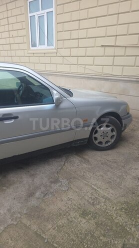 Mercedes C 200 1995, 347,096 km - 2.0 l - Salyan