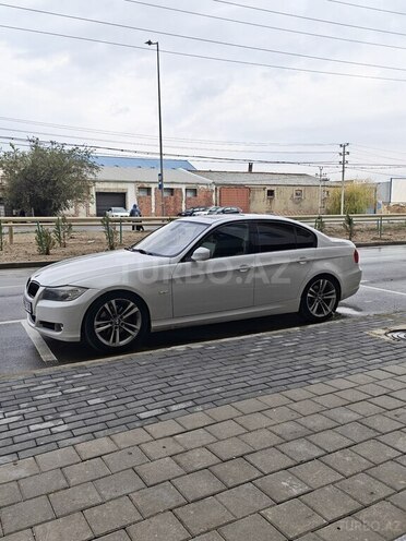 BMW 330 2011, 300,000 km - 3.0 л - Bakı