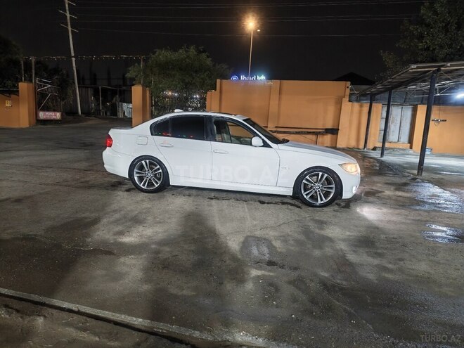 BMW 330 2011, 300,000 km - 3.0 л - Bakı
