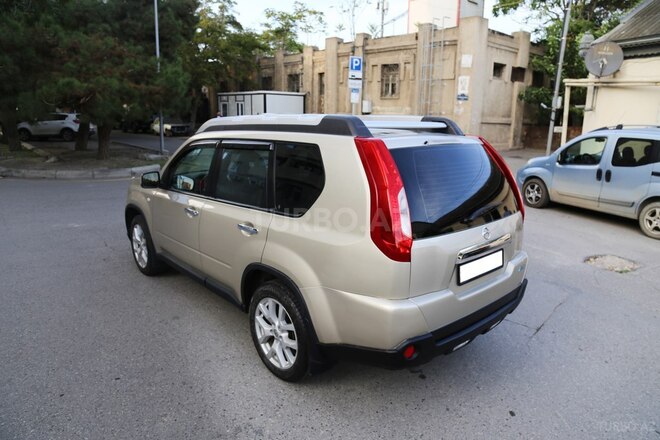 Nissan X-Trail 2012, 175,000 km - 2.5 л - Bakı