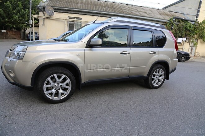 Nissan X-Trail 2012, 175,000 km - 2.5 л - Bakı