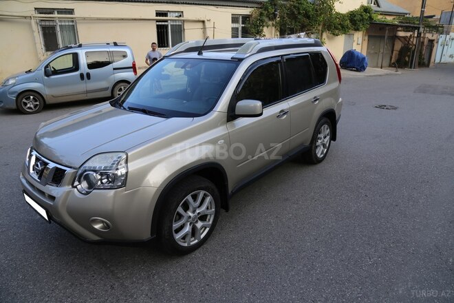 Nissan X-Trail 2012, 175,000 km - 2.5 л - Bakı