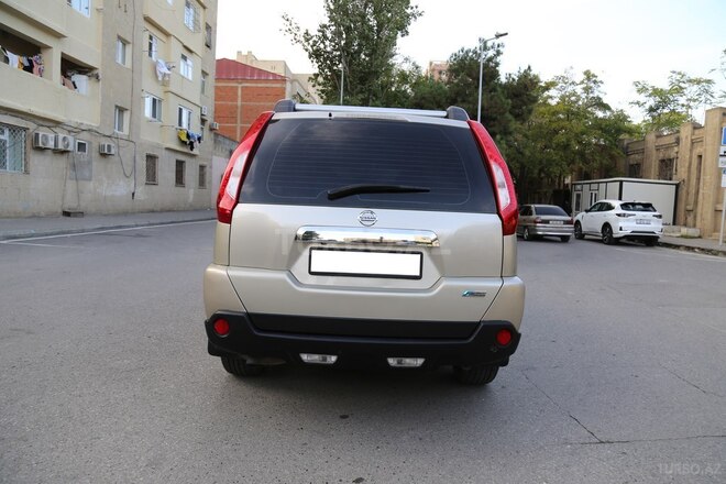 Nissan X-Trail 2012, 175,000 km - 2.5 л - Bakı