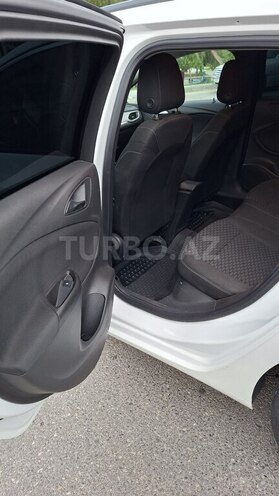 Opel Astra 2016, 240,000 km - 1.6 l - Bakı