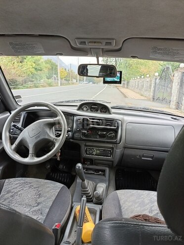 Mitsubishi L200 2004, 408,000 km - 2.5 l - Qax