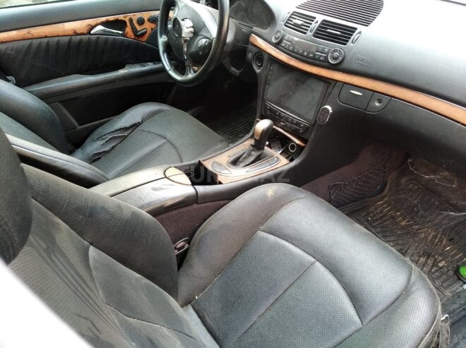 Mercedes E 270 2003, 342,000 km - 2.7 l - İmişli