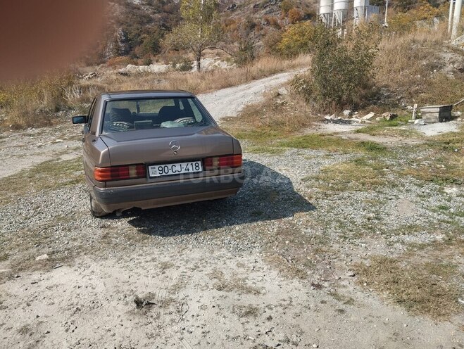 Mercedes 190 1990, 300,000 km - 2.0 l - Goranboy
