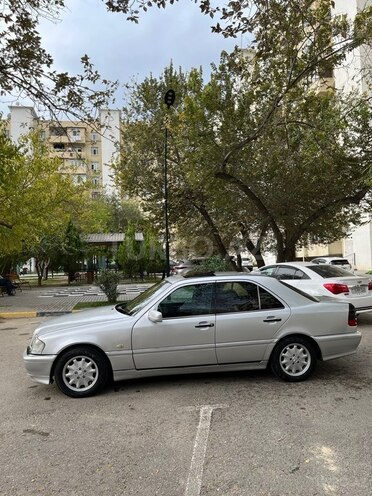 Mercedes C 240 1998, 360,000 km - 2.4 л - Bakı