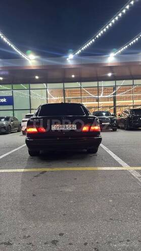Mercedes E 270 2000, 473,000 km - 2.7 l - Bakı