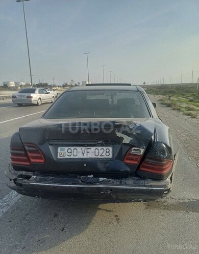 Mercedes E 270 1999, 400,000 km - 2.7 л - Kürdəmir