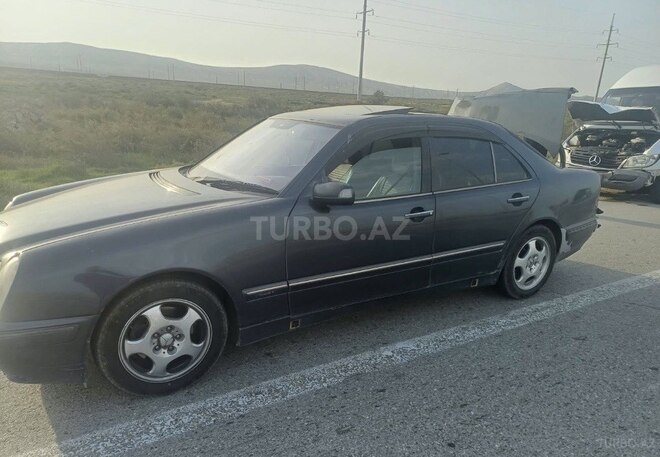 Mercedes E 270 1999, 400,000 km - 2.7 л - Kürdəmir