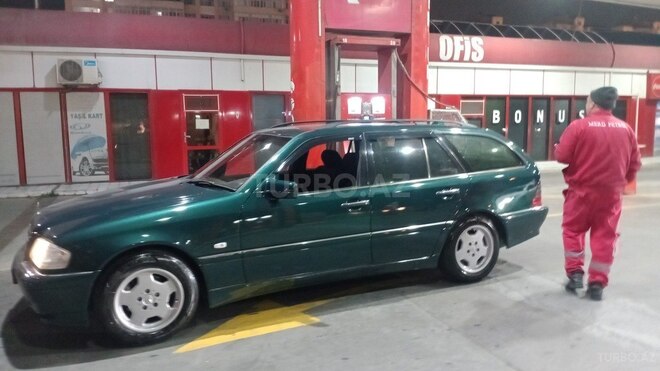 Mercedes C 200 1997, 450,000 km - 2.0 l - Bakı