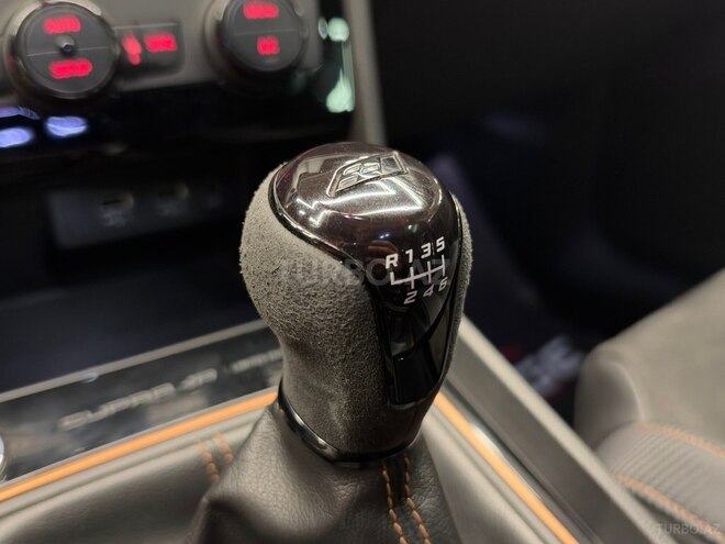 SEAT Leon 2018, 94,000 km - 1.8 l - Bakı
