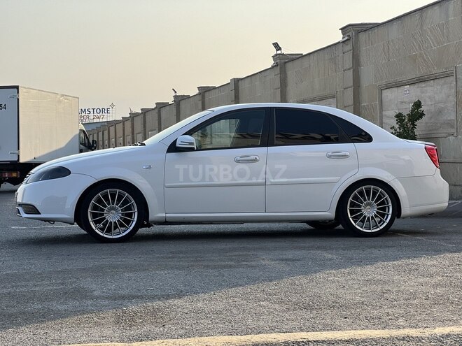 Daewoo Gentra 2014, 415,000 km - 1.5 l - Şirvan