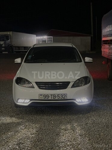 Daewoo Gentra 2014, 415,000 km - 1.5 l - Şirvan