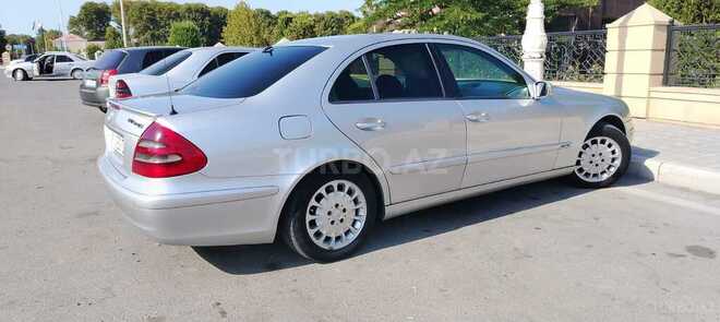 Mercedes E 220 2002, 850,727 km - 2.2 l - Bərdə