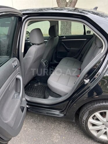 Volkswagen Jetta 2009, 251,400 km - 1.6 л - Bakı