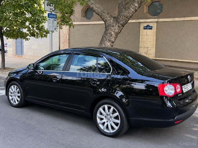 Volkswagen Jetta 2009, 251,400 km - 1.6 л - Bakı