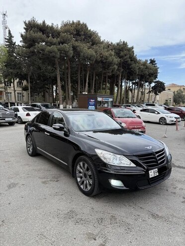 Hyundai Genesis 2011, 256,000 km - 3.8 л - Qax