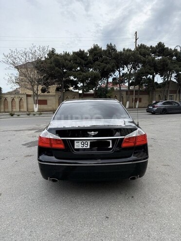 Hyundai Genesis 2011, 256,000 km - 3.8 л - Qax