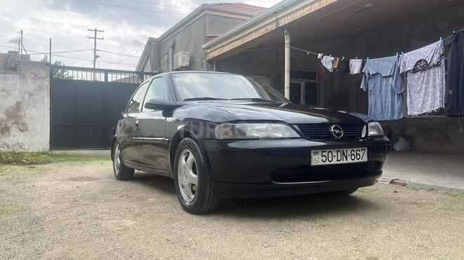 Opel Vectra 1996, 250,000 km - 1.6 l - Bakı