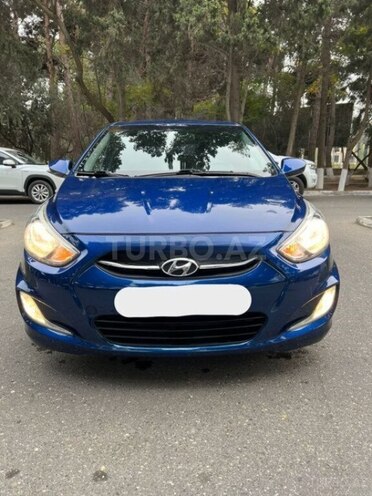 Hyundai Accent 2015, 268,000 km - 1.6 л - Bakı
