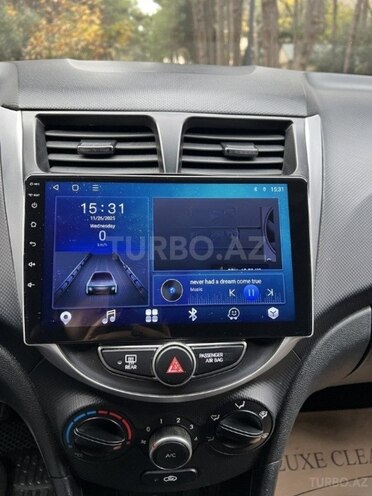 Hyundai Accent 2015, 268,000 km - 1.6 л - Bakı