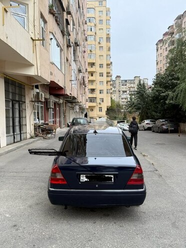 Mercedes C 200 1995, 589,000 km - 2.0 l - Bakı