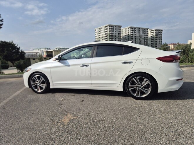 Hyundai Elantra 2016, 351,735 km - 2.0 л - Bakı