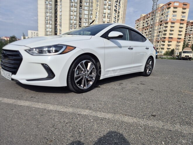 Hyundai Elantra 2016, 351,735 km - 2.0 л - Bakı