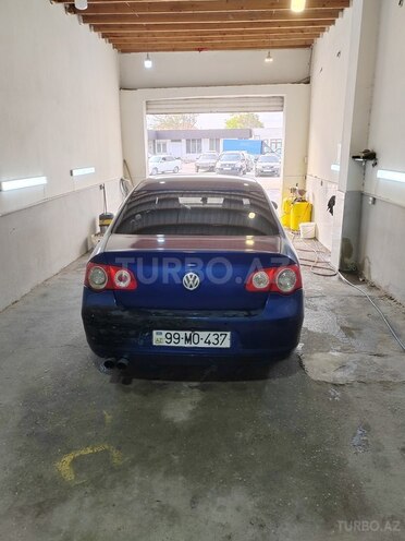 Volkswagen Passat 2005, 453,235 km - 2.0 л - Bakı