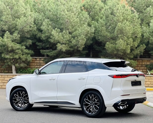 Changan  2025, 38,250 km - 1.5 l - Bakı
