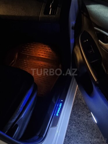 Toyota Prius 2013, 238,111 km - 1.8 л - Sumqayıt