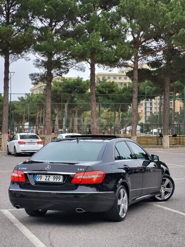 Mercedes E 350 2011, 295,000 km - 3.5 l - Bakı