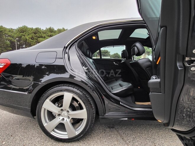Mercedes E 350 2011, 295,000 km - 3.5 l - Bakı