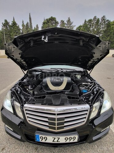 Mercedes E 350 2011, 295,000 km - 3.5 l - Bakı