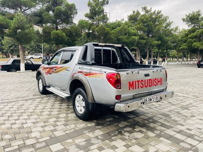 Mitsubishi L200 2008, 250,000 km - 2.5 l - Xırdalan