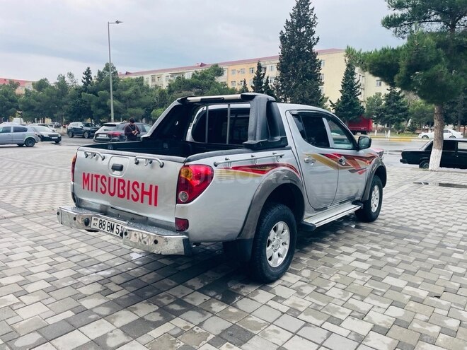 Mitsubishi L200 2008, 250,000 km - 2.5 l - Xırdalan